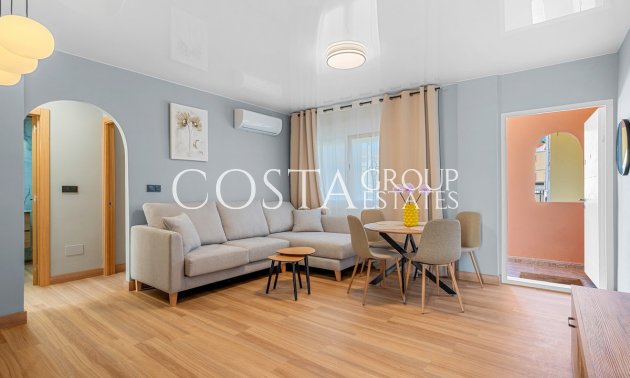 Resale - Apartments -
Orihuela - Orihuela Costa