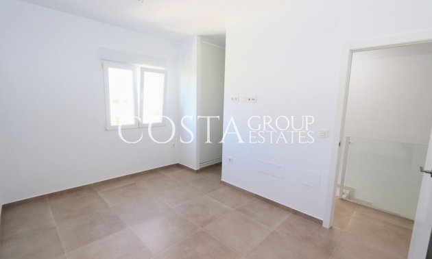 Resale - Villa -
Pilar de la Horadada - Pilar de la Horadada Centro