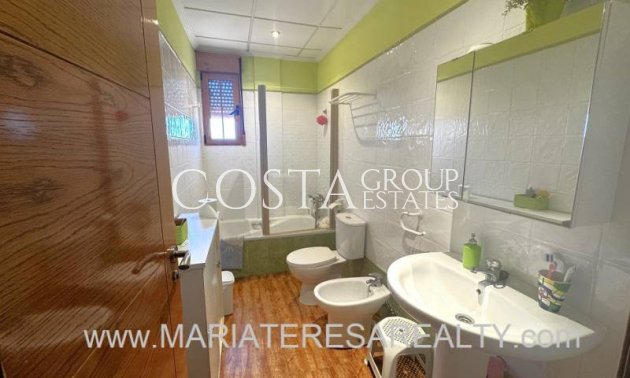 Resale - Villa -
Los Alcazares - La Bahia Bella