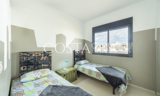 Resale - Apartments -
Orihuela - Los Dolses