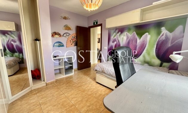 Resale - Villa -
Orihuela - La Zenia