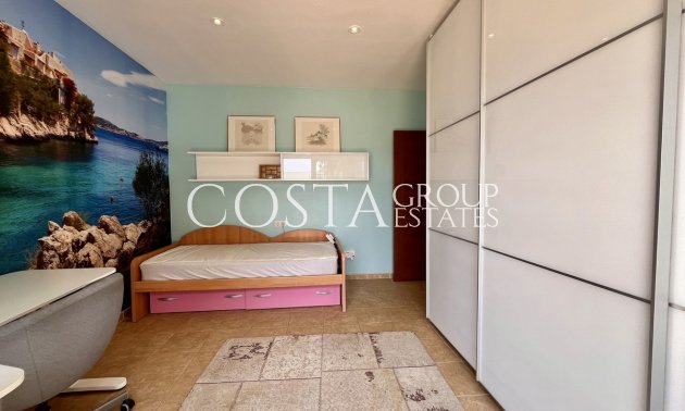 Resale - Villa -
Orihuela - La Zenia