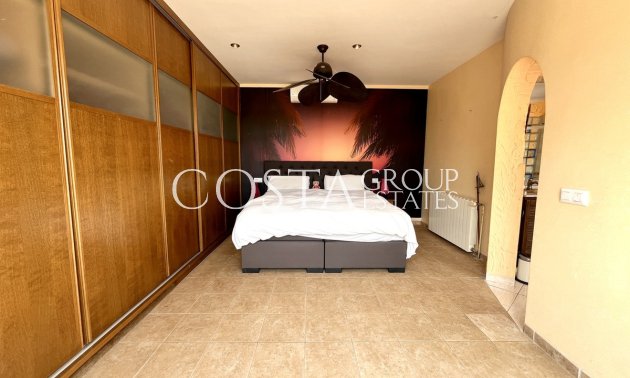 Resale - Villa -
Orihuela - La Zenia