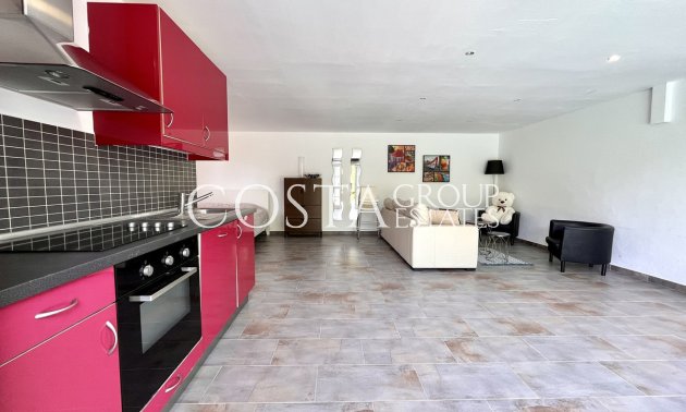 Resale - Villa -
Orihuela - La Zenia