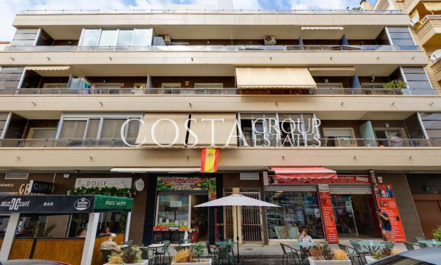 Resale - Apartments -
Torrevieja - Torrevieja Centro