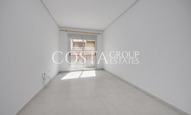 Resale - Apartments -
Torrevieja - Torrevieja Centro