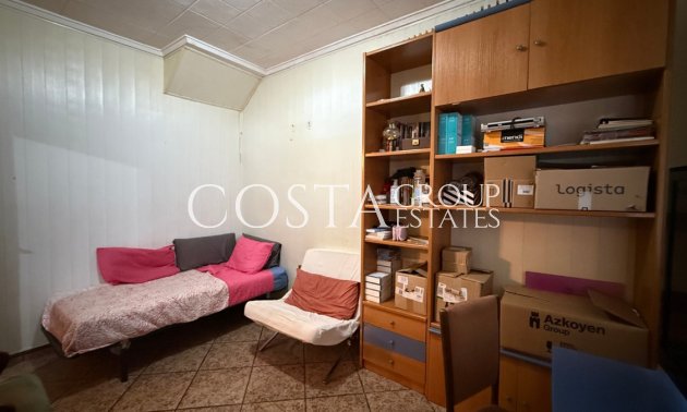 Resale - House -
Torrevieja - Torrevieja Centro