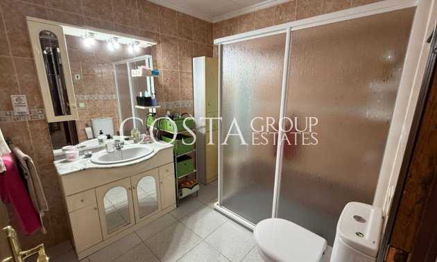 Resale - House -
Torrevieja - Torrevieja Centro