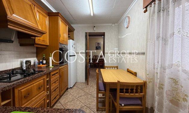 Resale - House -
Torrevieja - Torrevieja Centro