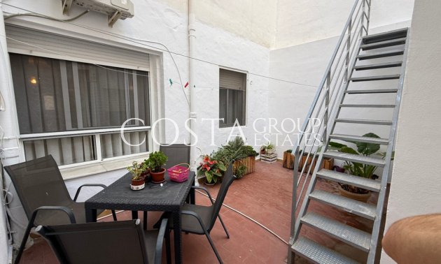 Resale - House -
Torrevieja - Torrevieja Centro