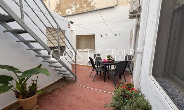 Resale - House -
Torrevieja - Torrevieja Centro
