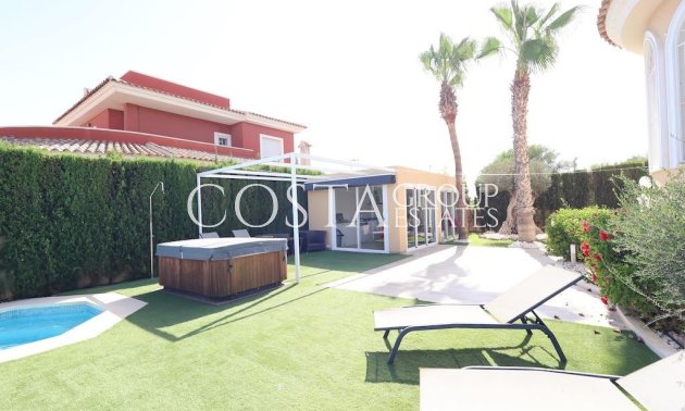 Resale - Villa -
Rojales - Ciudad Quesada