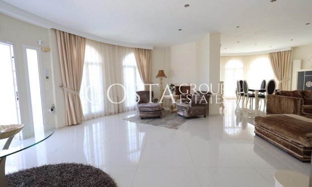 Resale - Villa -
Rojales - Ciudad Quesada