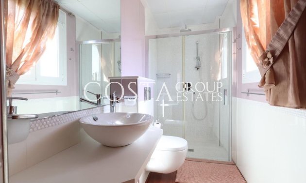 Resale - Villa -
Rojales - Ciudad Quesada