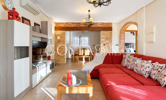 Resale - Villa -
Orihuela - La Florida
