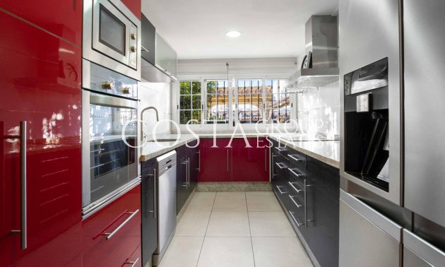 Resale - Villa -
Orihuela - La Florida