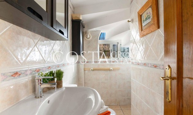 Resale - Villa -
Orihuela - La Florida