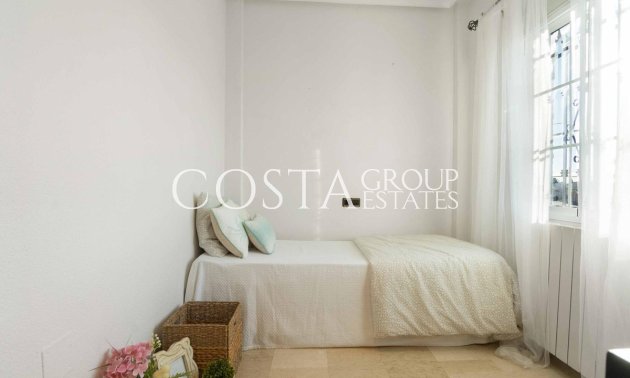Resale - Villa -
Orihuela - La Florida