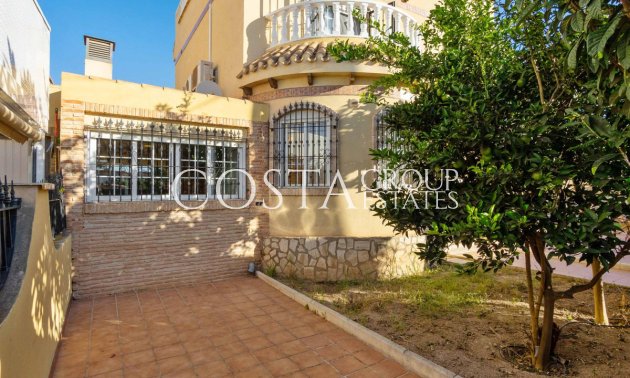 Resale - Villa -
Orihuela - La Florida