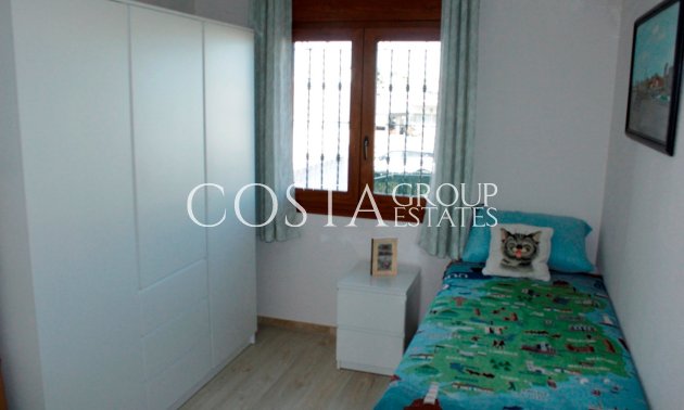 Resale - House -
Orihuela - Orihuela Costa