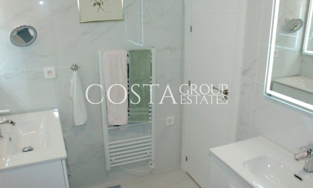 Resale - House -
Orihuela - Orihuela Costa