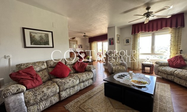 Resale - Villa -
Orihuela - Villamartin