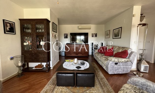 Resale - Villa -
Orihuela - Villamartin