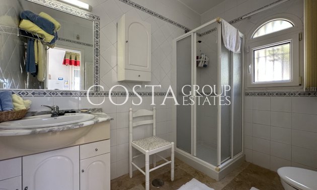 Resale - Villa -
Orihuela - Villamartin