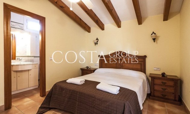 Resale - Villa -
Benissa - Benissa Centro