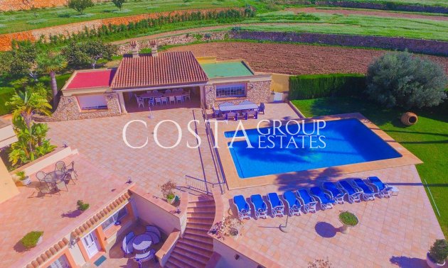 Resale - Villa -
Benissa - Benissa Centro