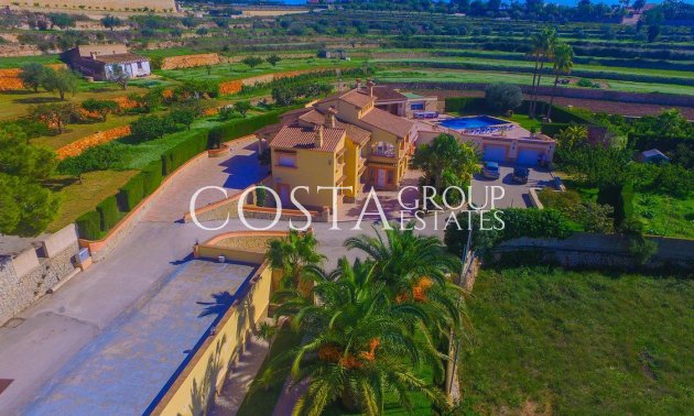 Resale - Villa -
Benissa - Benissa Centro