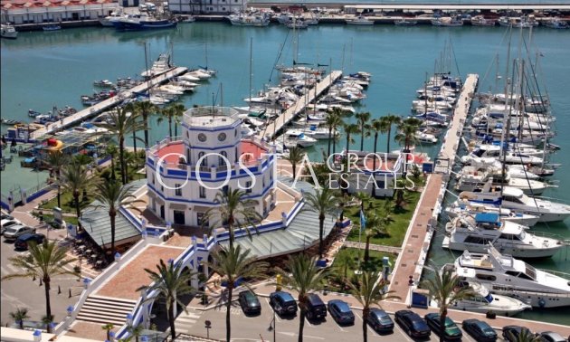 New Build - Apartments -
Estepona - Arroyo Enmedio