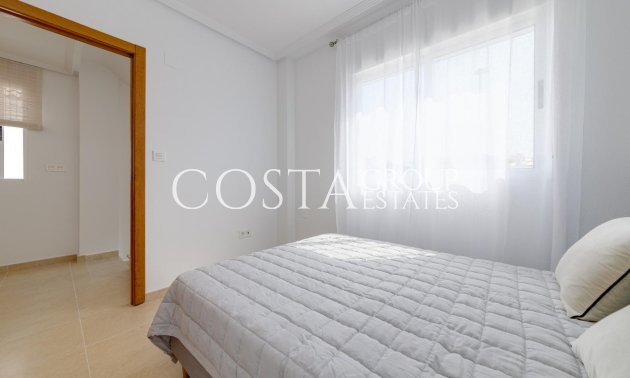 Neue Gebäude - Villa -
San Fulgencio