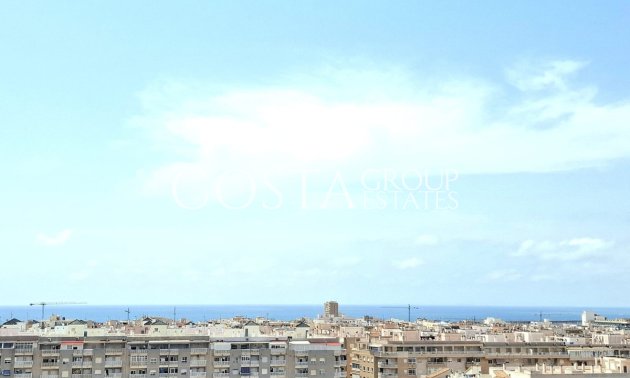 Herverkoop - Apartments -
Torrevieja - Torrevieja Centro