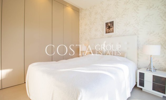 Resale - Villa -
Orihuela - Las Colinas Golf