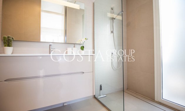 Resale - Villa -
Orihuela - Las Colinas Golf