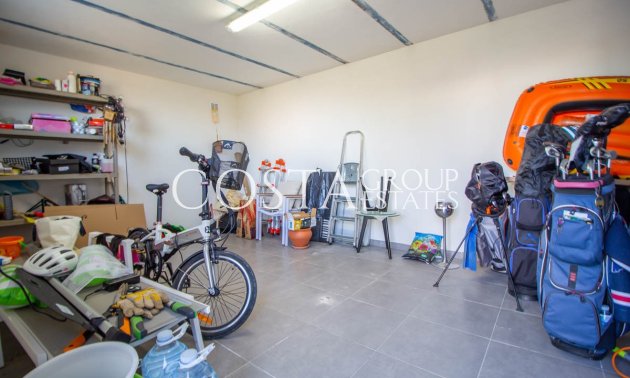 Resale - Villa -
Orihuela - Las Colinas Golf