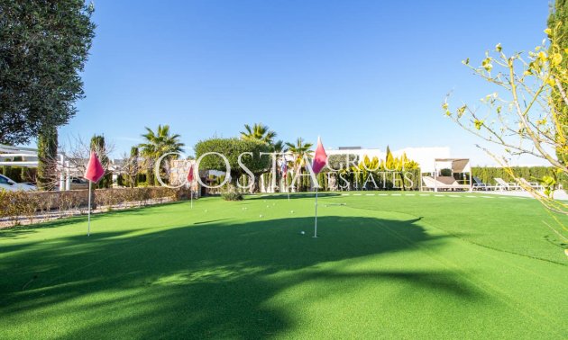 Resale - Villa -
Orihuela - Las Colinas Golf