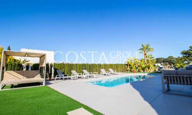 Resale - Villa -
Orihuela - Las Colinas Golf