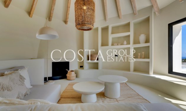 Resale - Villa -
Benissa - Benissa Centro