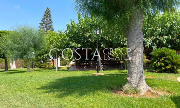 Resale - Villa -
San Fulgencio - La Marina