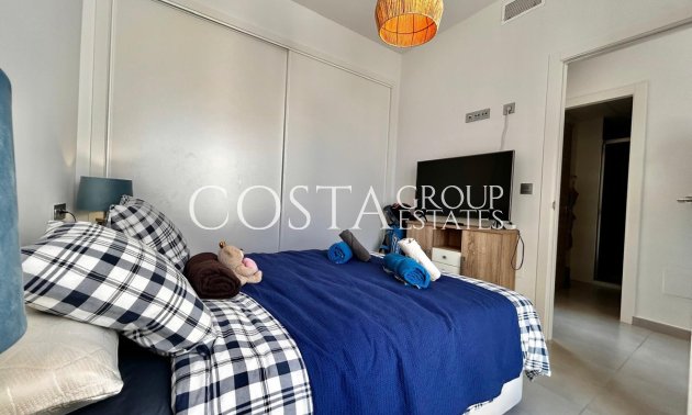 Resale - Villa -
Orihuela - Orihuela Costa