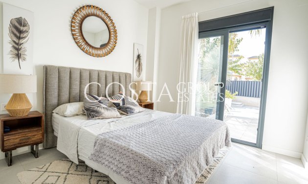 Resale - Villa -
San Fulgencio - San Fulgencio Centro