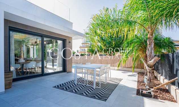 Resale - Villa -
San Fulgencio - San Fulgencio Centro