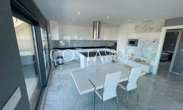 Resale - Villa -
Torrevieja - La Mata