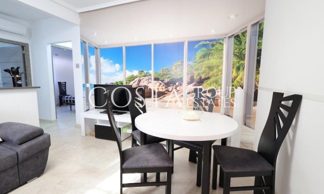 Resale - Apartments -
Torrevieja - Torrevieja Centro