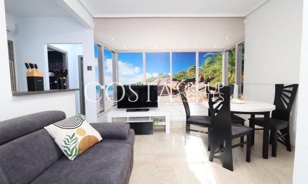 Resale - Apartments -
Torrevieja - Torrevieja Centro