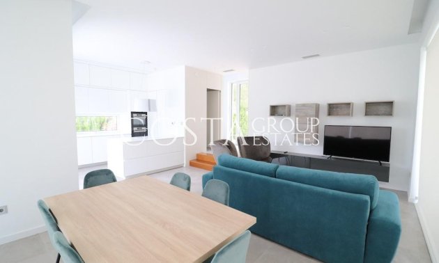 Resale - Villa -
Orihuela - Campoamor