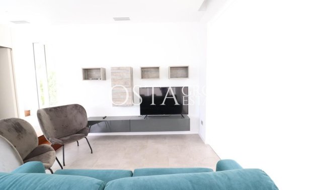 Resale - Villa -
Orihuela - Campoamor