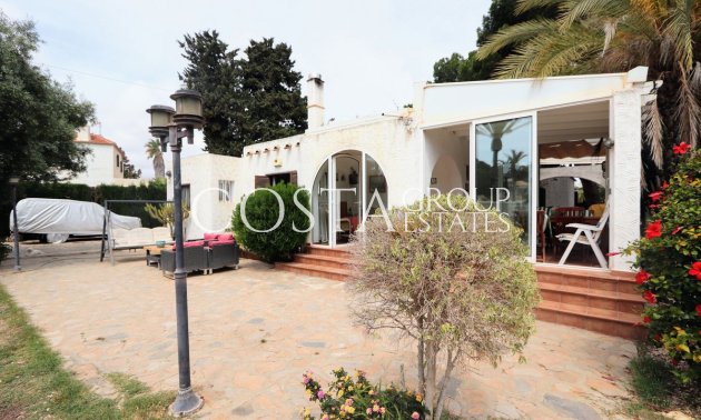 Resale - Villa -
Orihuela - Cabo Roig